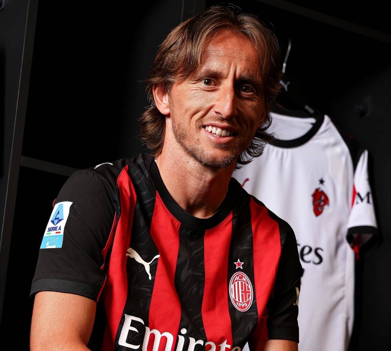 流量好吃也得咽的下才行！继朱开后，又一位主播被IG取消解说权