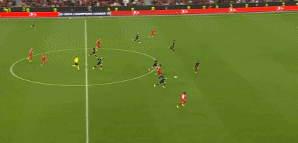 曼城狂喜！曝利物浦冬窗放弃求购格伊 休斯想等夏天免签