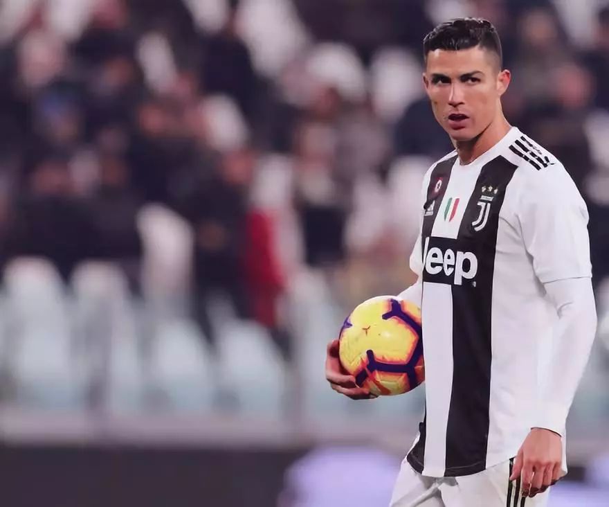 《艾尔登法环：黑夜君临》修女绝美Cos！纤细腰肢很性感