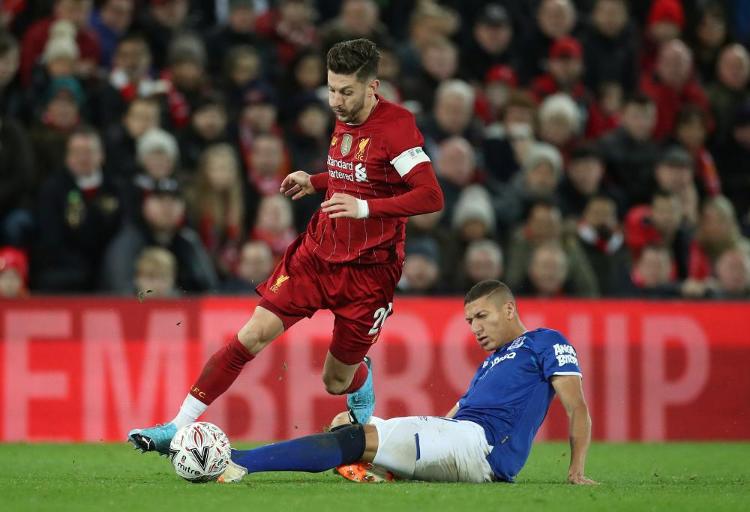 巴萨球迷在进决赛前高喊梅西的名字！巴萨进决赛！请神成功！