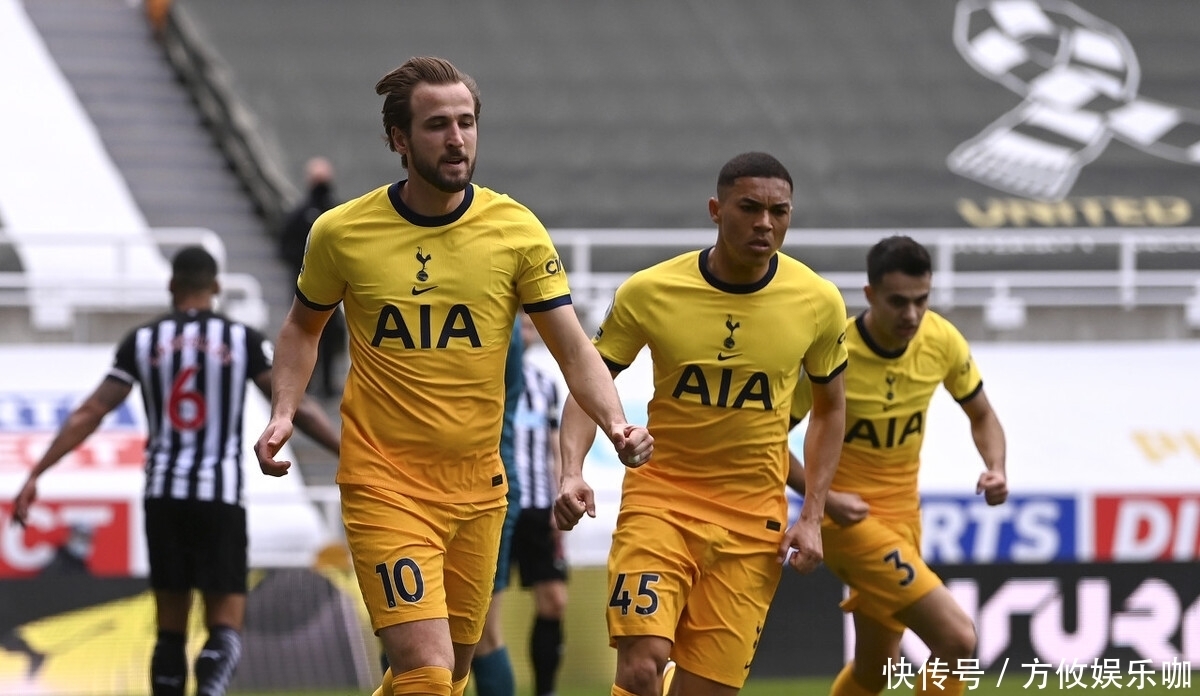 奇怪交易！特雷-杨换两将引争议，明星与角色球员价值差令人深思