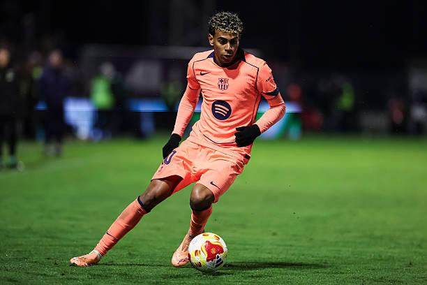 20分大败！张庆鹏还不下课？除了外援没人帮忙，丁伟笑而不语